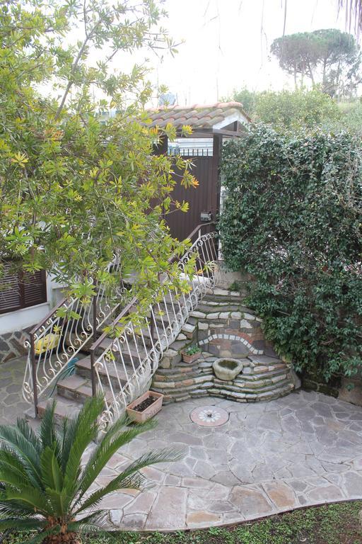 Residence Antica Via Ostiense. Acilia Exterior photo